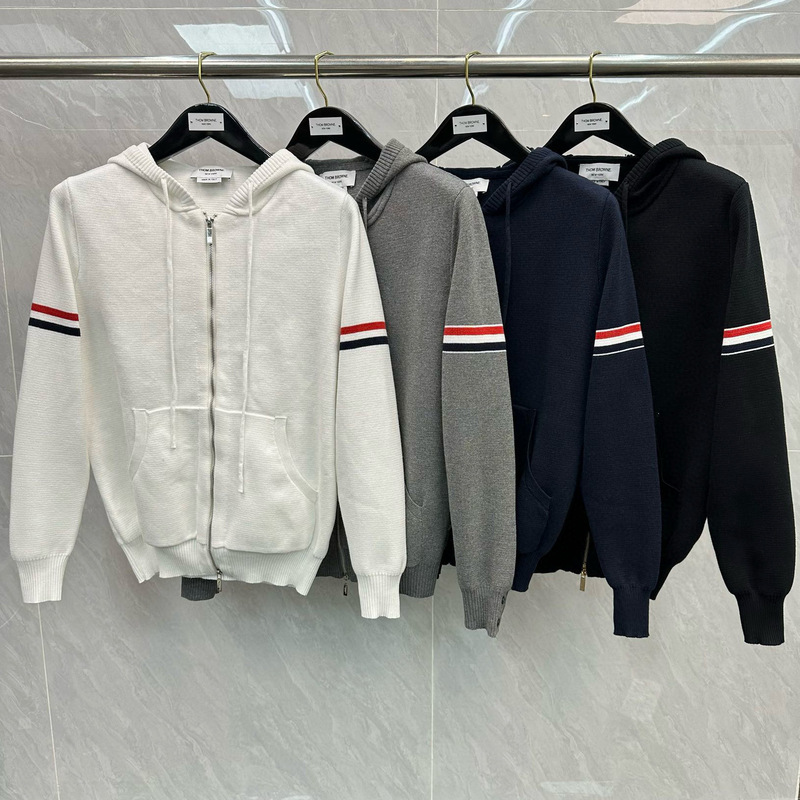 Factory direct TB color stripe hooded zipper hoodie jacket men's cufflinks new sports casual cardigan sweater