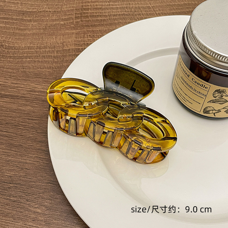 Milk Brown horquilla grande hacia atrás cabeza clip de pelo tocado de las mujeres principios de primavera de alto grado updo tiburón horquilla