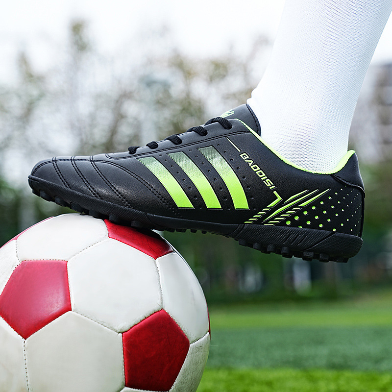 Black broken nails 518