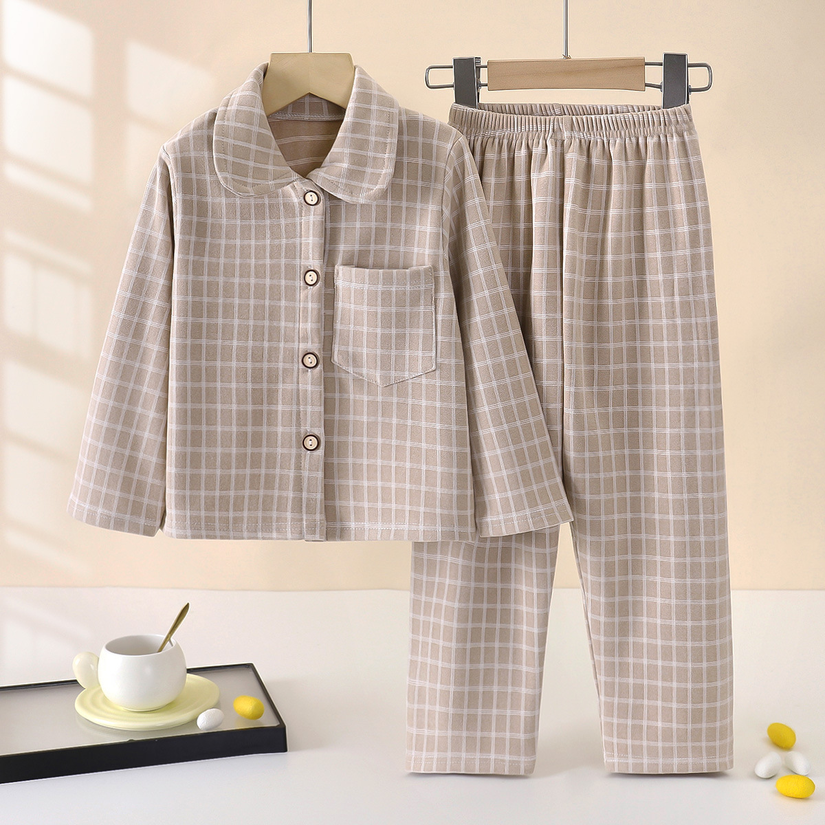 2512 Pijamas marrón claro