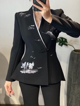 深圳南油高级感时尚套装新中式国风山水刺绣收腰西装微喇裤两件套