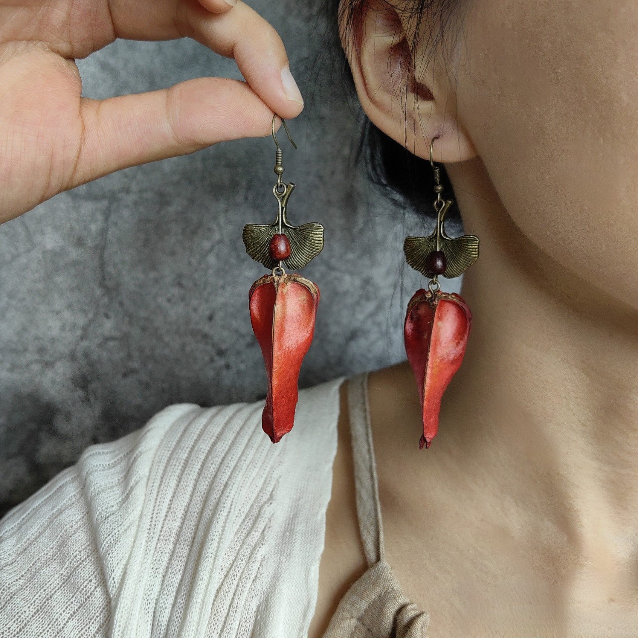 Vintage French Knot Dried Flower Dried Fruit Red Earrings Earrings Pastoral Mori Style Fresh Ear Hook Earrings Niche