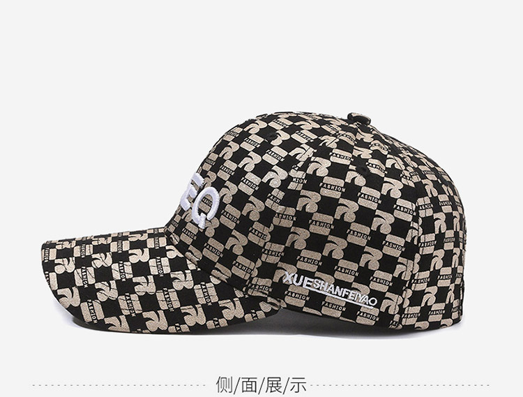 Frühlings- und Herbst-Baseballmütze mit aufgesticktem FREQ-Allover-Druckbuchstaben und Entenzunge, Street-Fashion-Trend_voghion.com