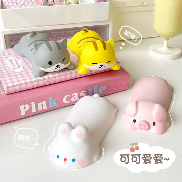 Decompression memory foam mouse pad wrist rest for girls, cute cartoon office desktop wrist support pad