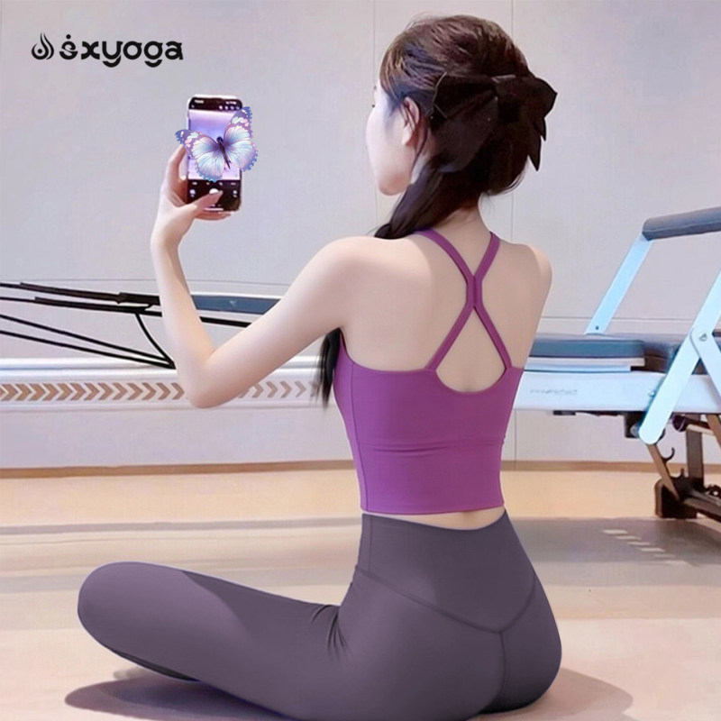 Super beautiful yoga tank top for women with chest pads, beautiful back design, suitable for outerwear, professional Pilates sports bra, camisole fitness wear