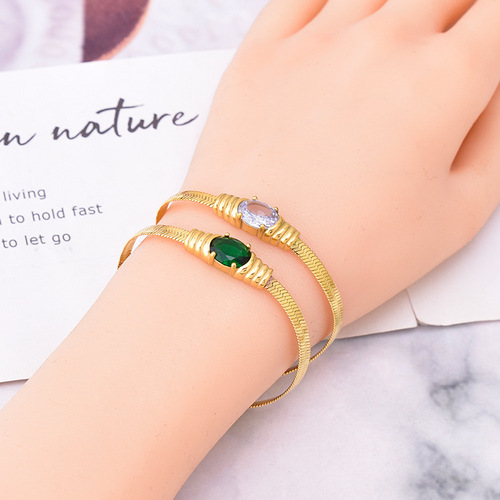 Cross-border fashion jewelry flat snake chain claw zircon pendant non-fading titanium steel clavicle chain white green diamond bracelet necklace for women