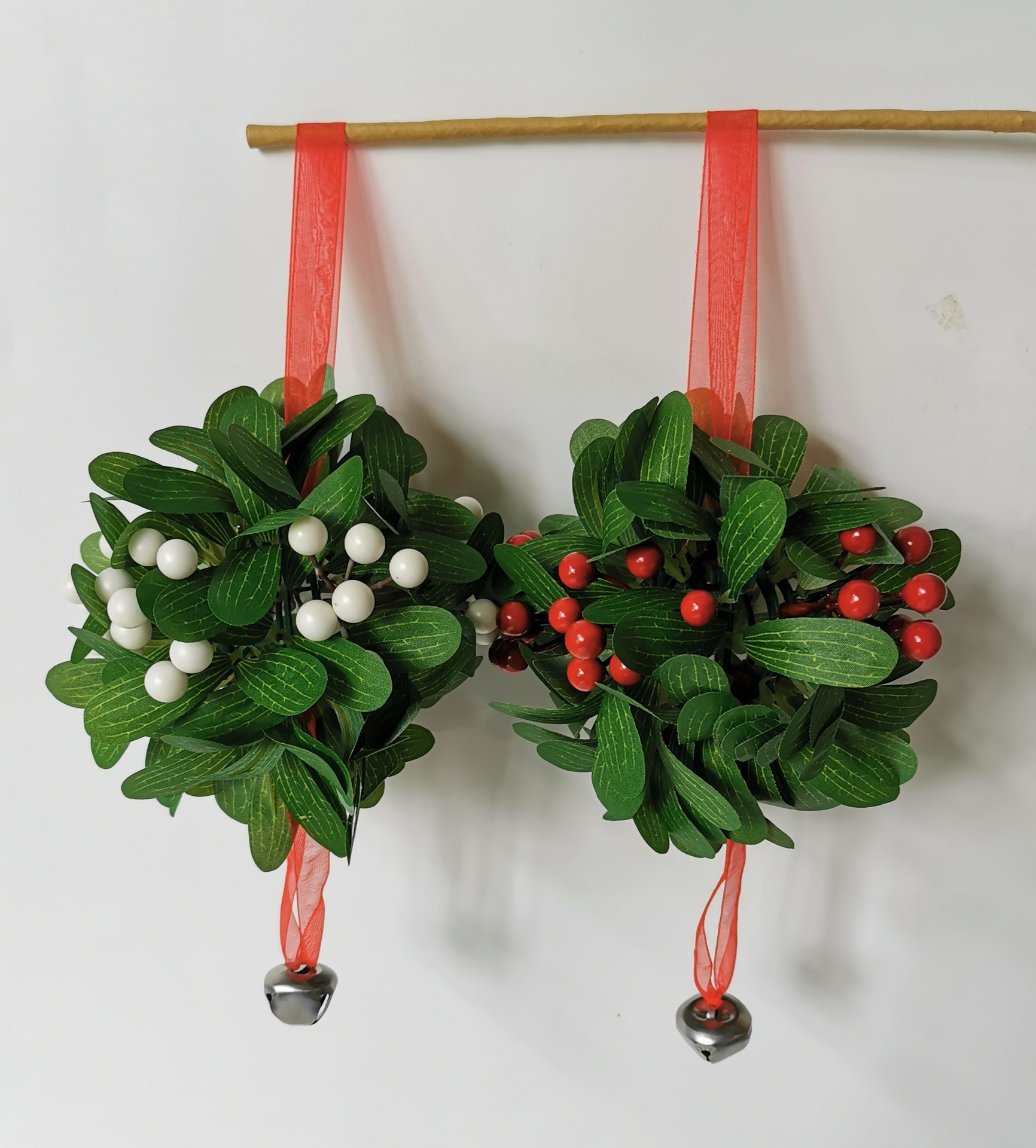 Fuente de la fábrica simulación planta verde simulación muérdago hogar decoraciones de la boda adornos colgantes de pared muérdago