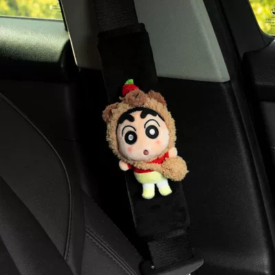 Seat belt shoulder pad, shoulder pad with floral - crayon-shin-chan-shoulder-pads-capybara-crayon-shin-chan-black-short-plush-seatbelt-shoulder-pad