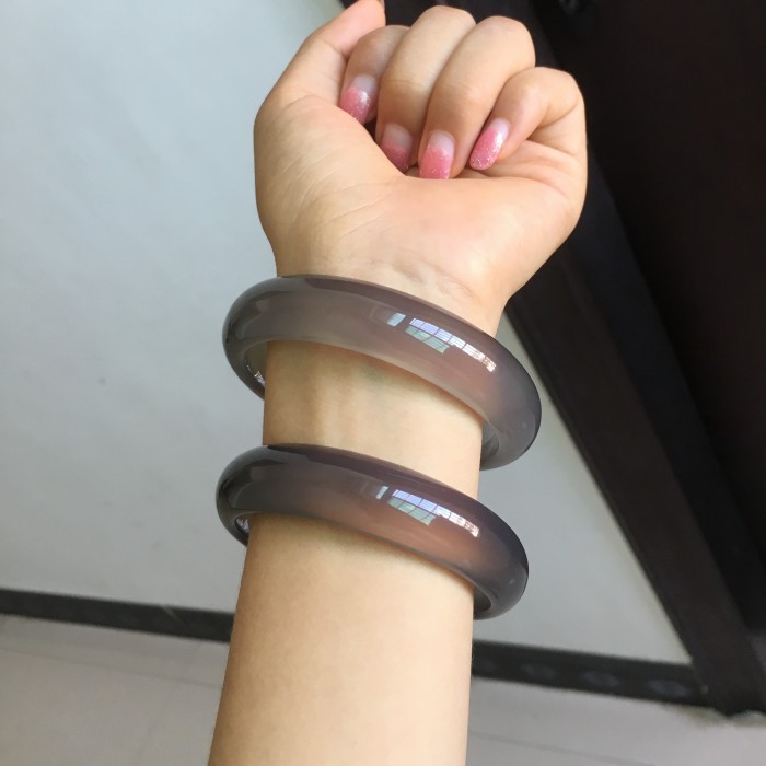 天然巴西灰紫玛瑙玉手镯 女士天然原色玛瑙玉石手镯子送女友家人|ru