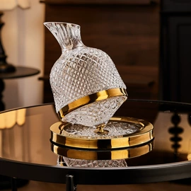 酒杯;杯架、酒杯架;酒具套装