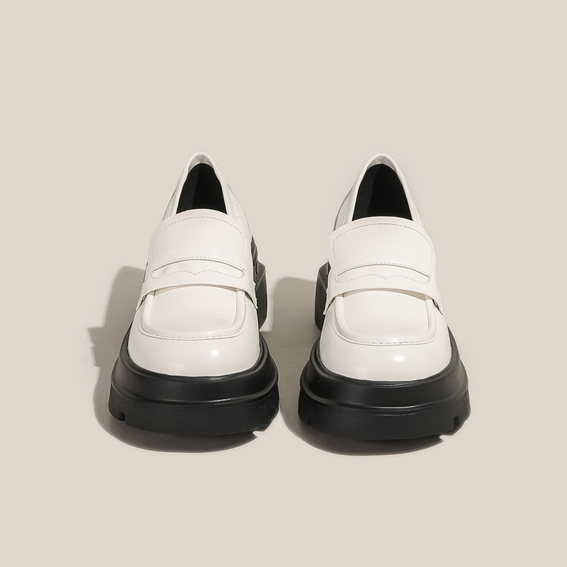White Loafers for Women 2025 New Style Shallow Mouth with Skirt Fairy Small Leather Shoes British Style Student Shoes for Women