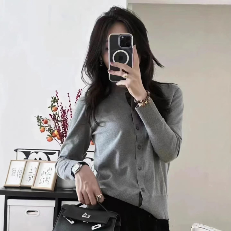 Original Label with Qr Code/Ralph Lauren Solid Color Small Label Embroidered Knit Cardigan Long-Sleeve Round Neck Basic Slim-Fit Top for Women Original Label with Qr Code/Ralph Lauren Solid Color Small Label Embroidered Knit Cardigan Long-Sleeve Round Neck Basic Slim-Fit Top for Women