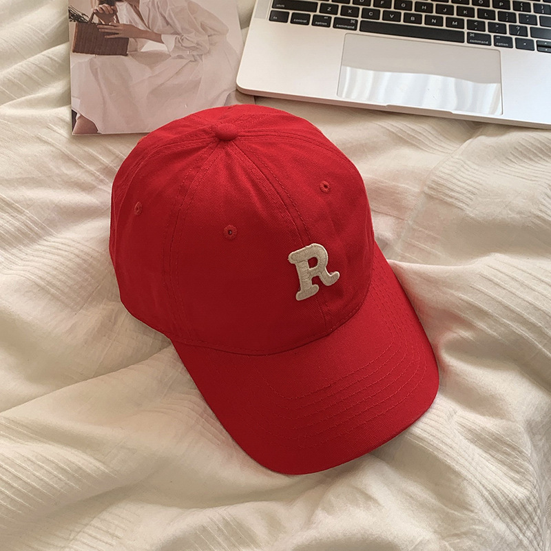 Gorra de béisbol estilo coreano circunferencia de la cabeza grande cara-mirando pequeño sombrero hombres y mujeres pareja moda todo partido letra R gorra al por mayor