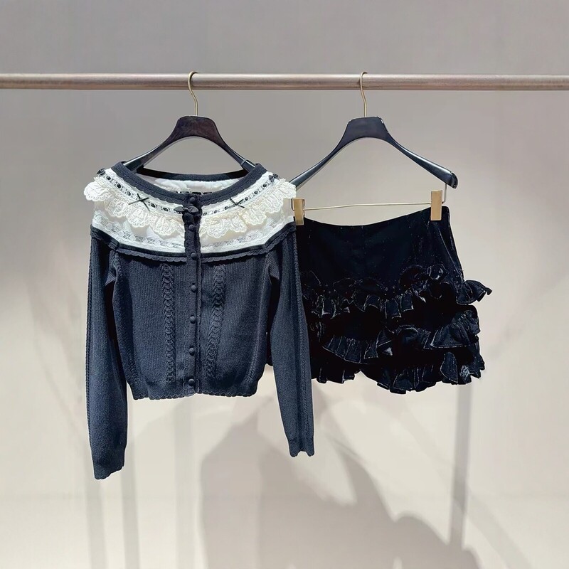 2026 Fall/Winter New Style Patchwork Lace Knit Cardigan for Women, Long Sleeve Short Fashionable Top, Stylish Versatile Sweater