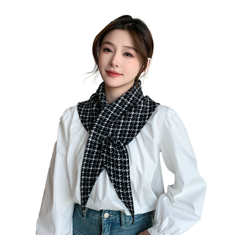 Knitted winter warm scarf, high-quality style