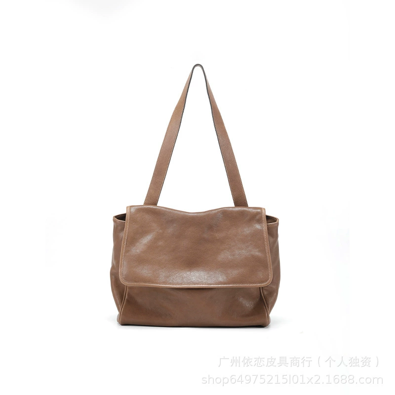 Capacious leather one-shoulder bag, cowhide, genuine leather