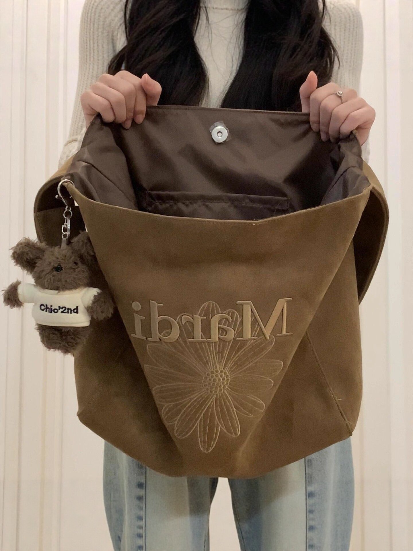 Three-Dimensional Embroidered Suede Tote Bag for Women, Autumn and Winter, Large Capacity, Casual Lettered Commuter Shoulder Crossbody Bag, Extra Large Capacity