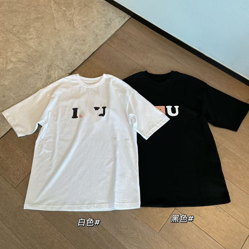 AC small square smiley face letter print t-shirt, emoji letter short-sleeve t-shirt, loose letter print round neck t-shirt for women AC small square smiley face letter print t-shirt, emoji letter short-sleeve t-shirt, loose letter print round neck t-shirt for women