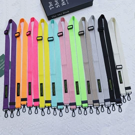 挂饰挂件;手机挂绳;钥匙扣及钥匙扣配件