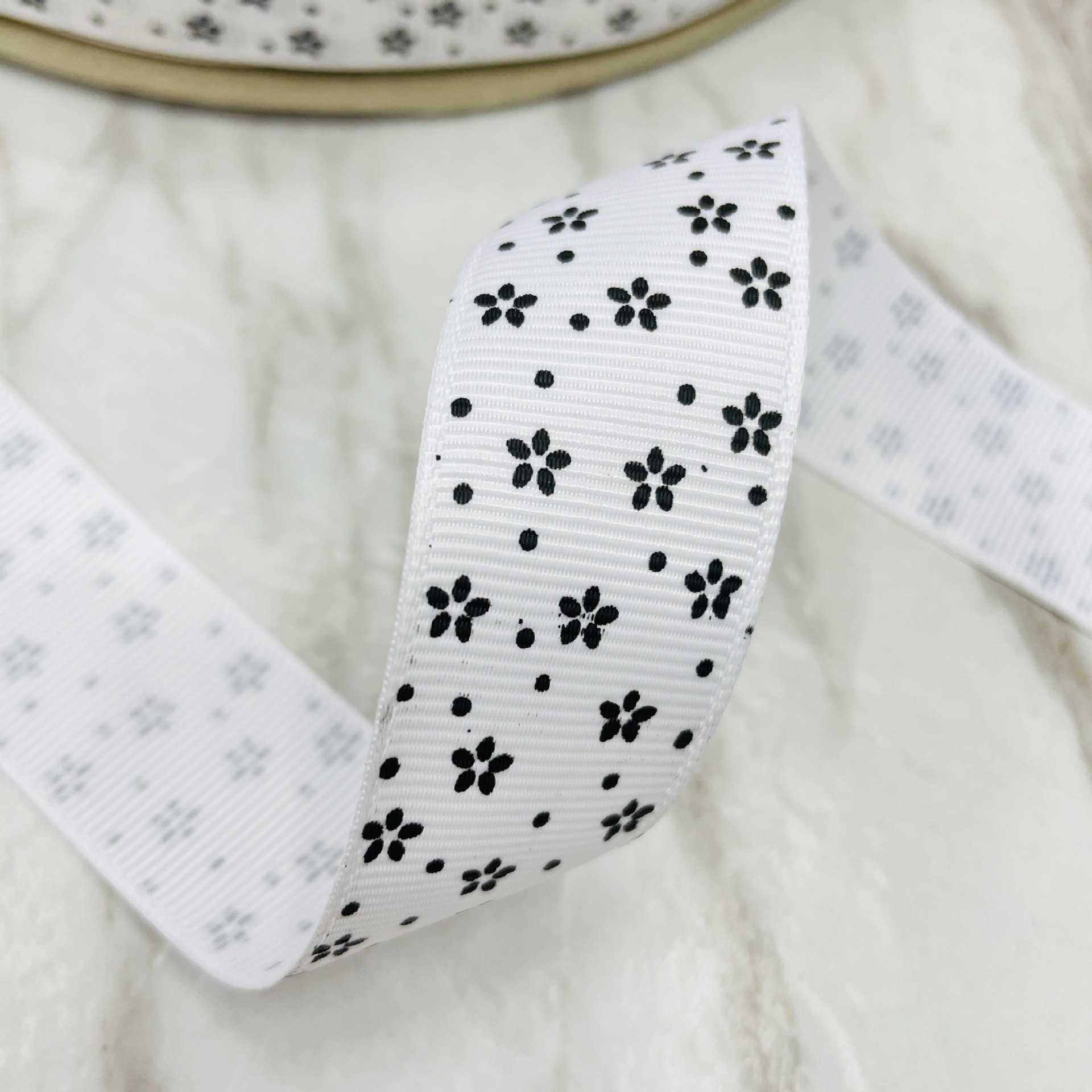 d6089280bf85fd2cde270b8b63b250