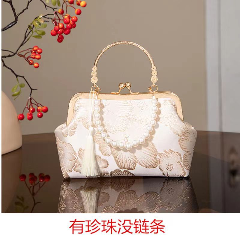 카키 [진주가 있지만 사슬은 없음]]