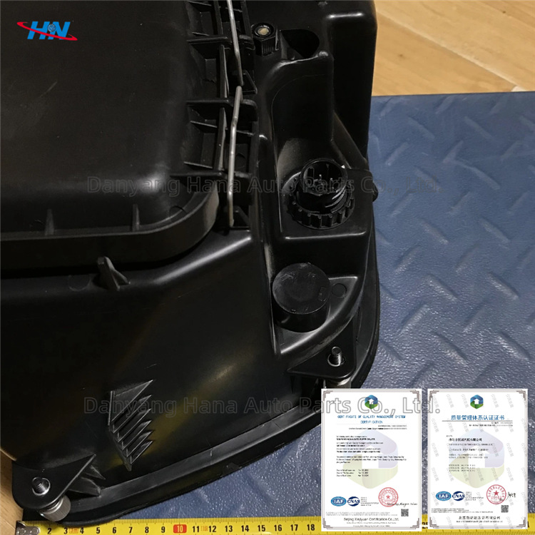 El conjunto de faros Actros MP2 es adecuado para accesorios de camiones Mercedes-Benz faros de bomba halógena 9438200261