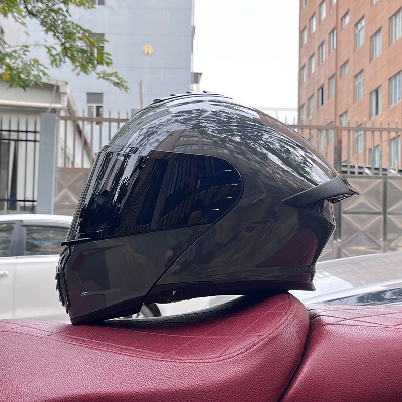 Orz casco de coche eléctrico masculino y femenino casco de verano doble espejo trasero medio completo personalidad cuatro estaciones pareja Bluetooth