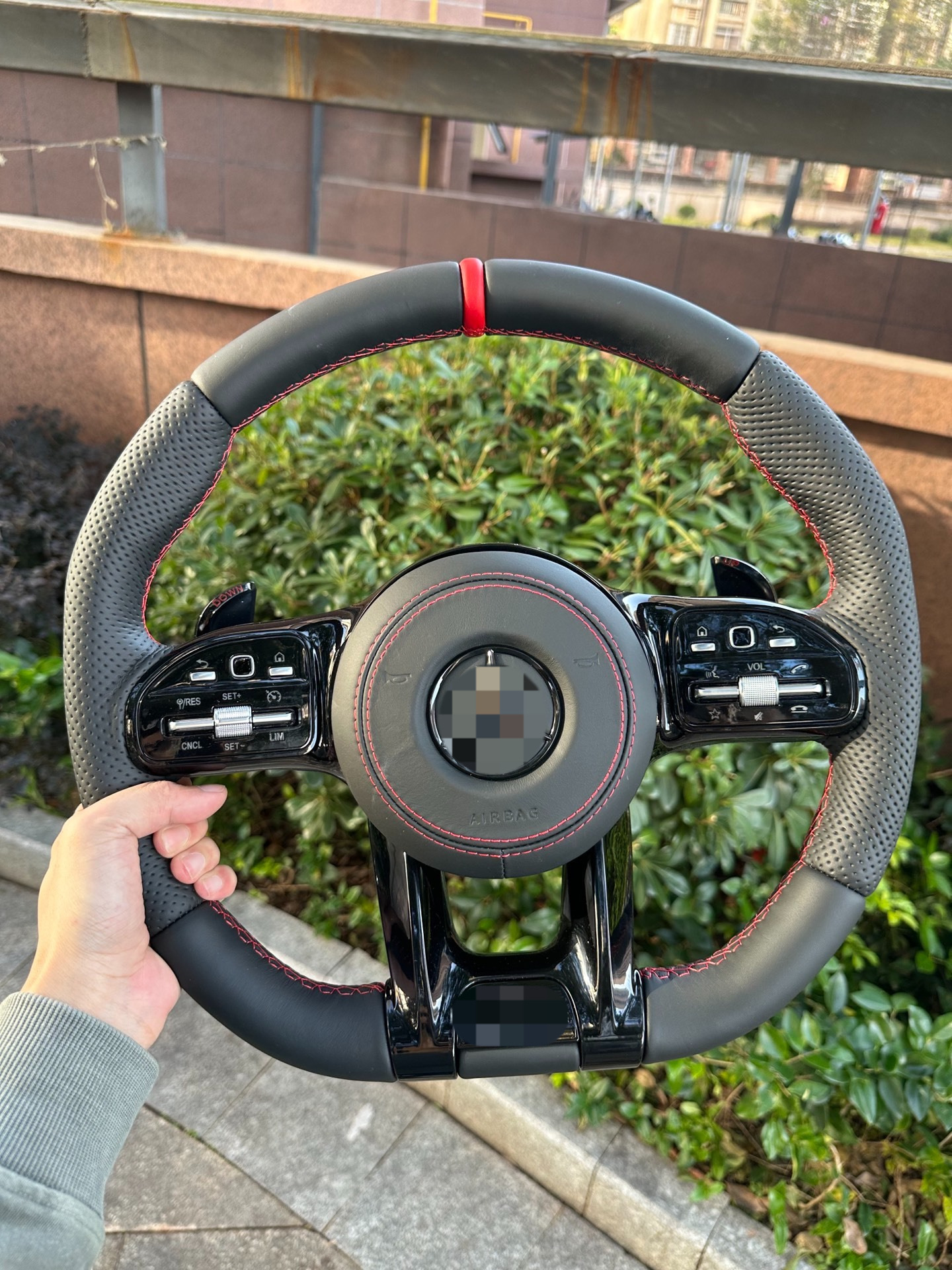 Mercedes-Benz W204 W205 modified 809 steering wheel, modified AMG assembly, carbon fiber version, pure leather version, cross-border supply