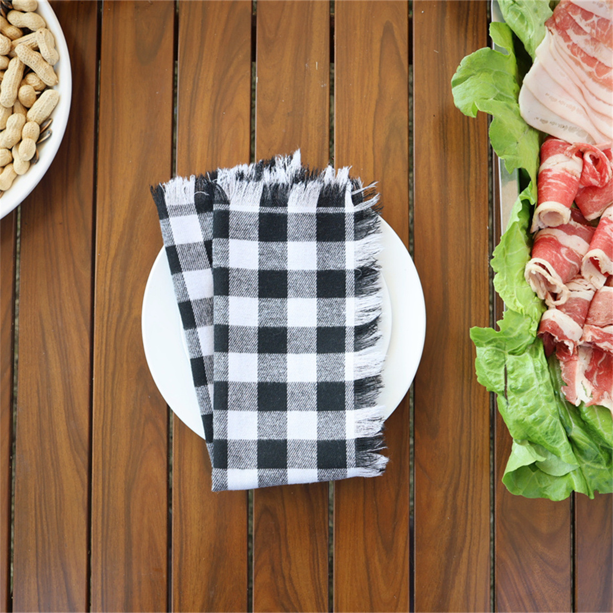 Tela de mezcla de algodón y poliéster con diseño de cuadros de búfalo para decoración de fiestas de boda, Navidad, en rojo, negro y blanco, con flecos.