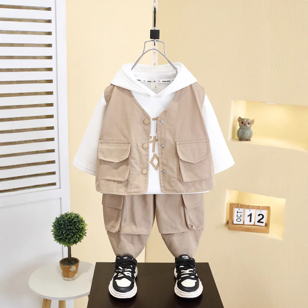 7570 traje de tres piezas para niños 2025 nuevo traje de primavera y otoño casual atractivo para niños pequeños y medianos