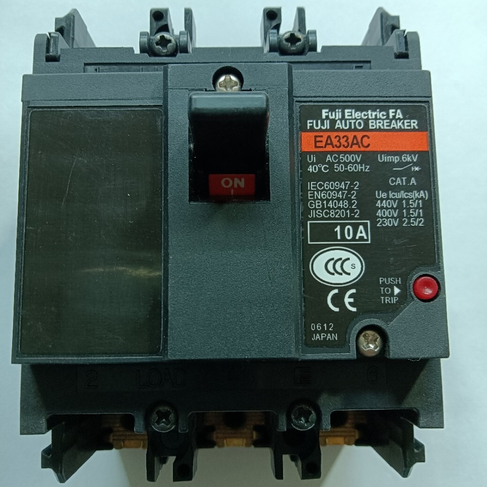 全新原装富士塑壳断路器EA33AC 3P10A