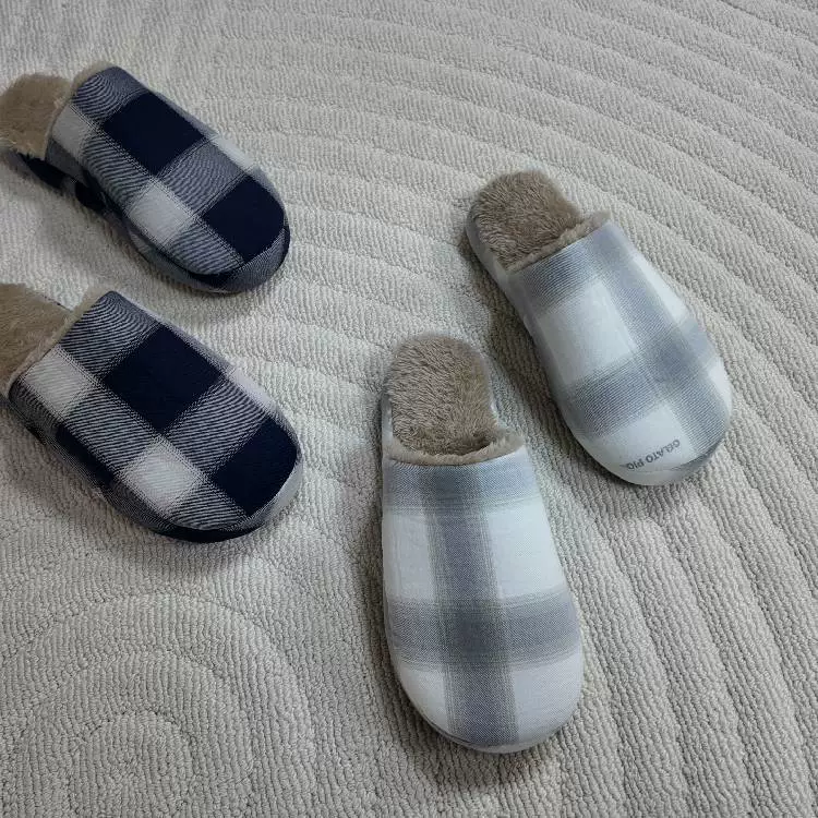 Экспорт внешней торговли Япония-Корея клетчатые хлопчатобумажные тапочки