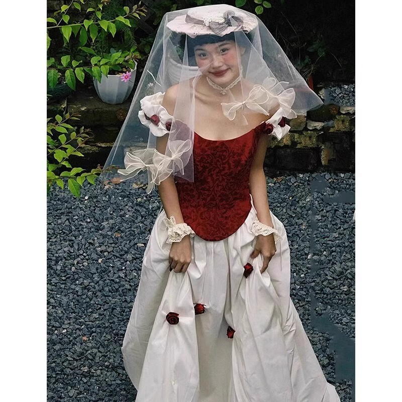 Red Wedding Dress for Toasting, High-End New French-Style Off-Shoulder Wedding and Engagement Dress, Luxurious Birthday Princess Dress