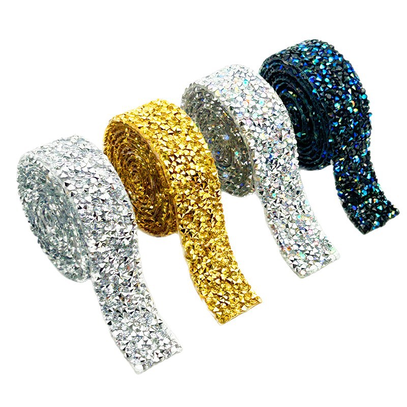 Nueva tira de diamantes de imitación de resina, joyería de diamantes brillantes autoadhesivos, pegatinas de diamantes de bricolaje, accesorios de ropa, diamantes de imitación decorativos de diamantes de imitación al por mayor