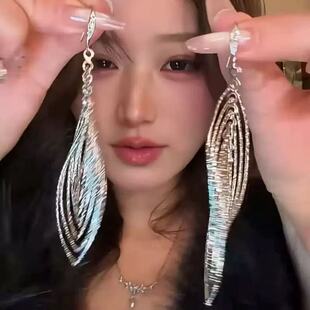 �W�����ٸ��ʯ�E�A���U�ս�����h�羳���ԕr��С���߼��ж��hŮ