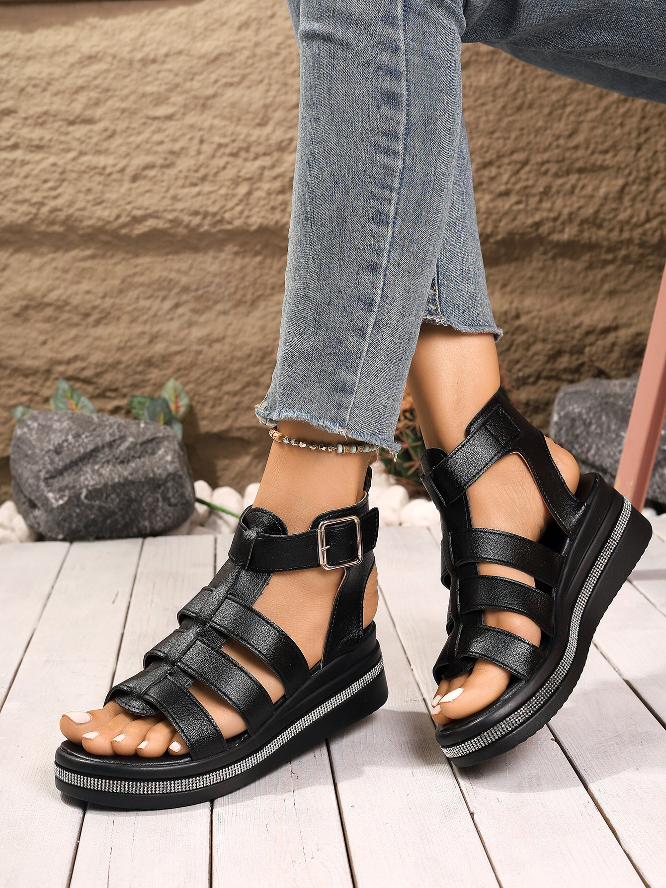 2026010813076118239464w1340h17