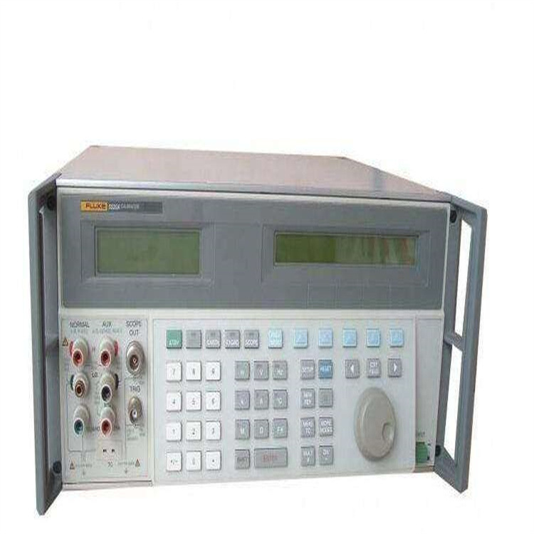 回收/收购美国福禄克 FLUKE5522A多产品校准器
