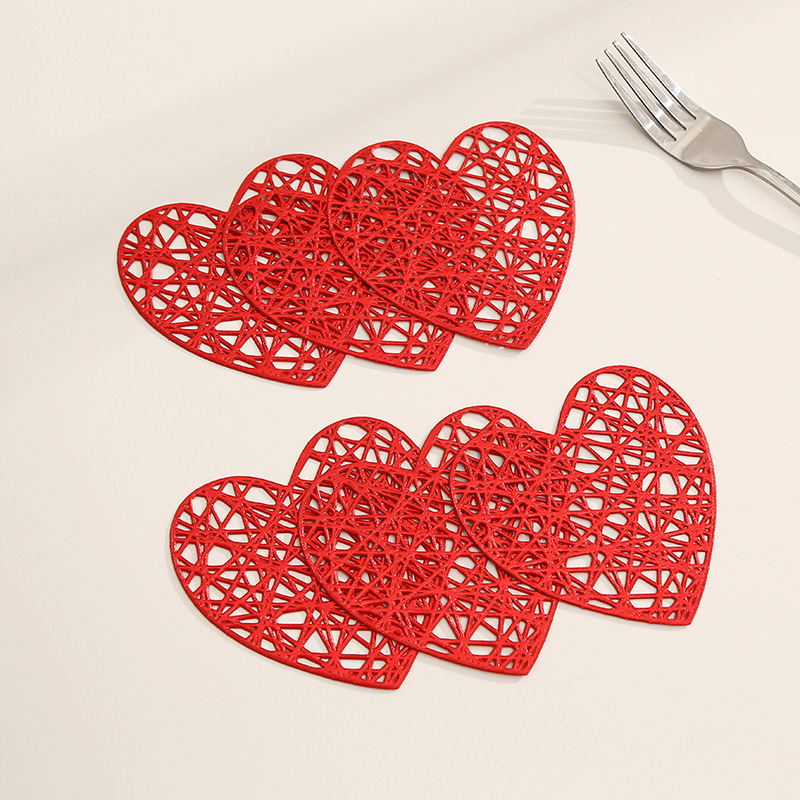 Creativo amor pequeño posavasos decoración del hogar mantel de mesa PVC aislamiento térmico estampado en caliente mantel café posavasos antideslizantes al por mayor