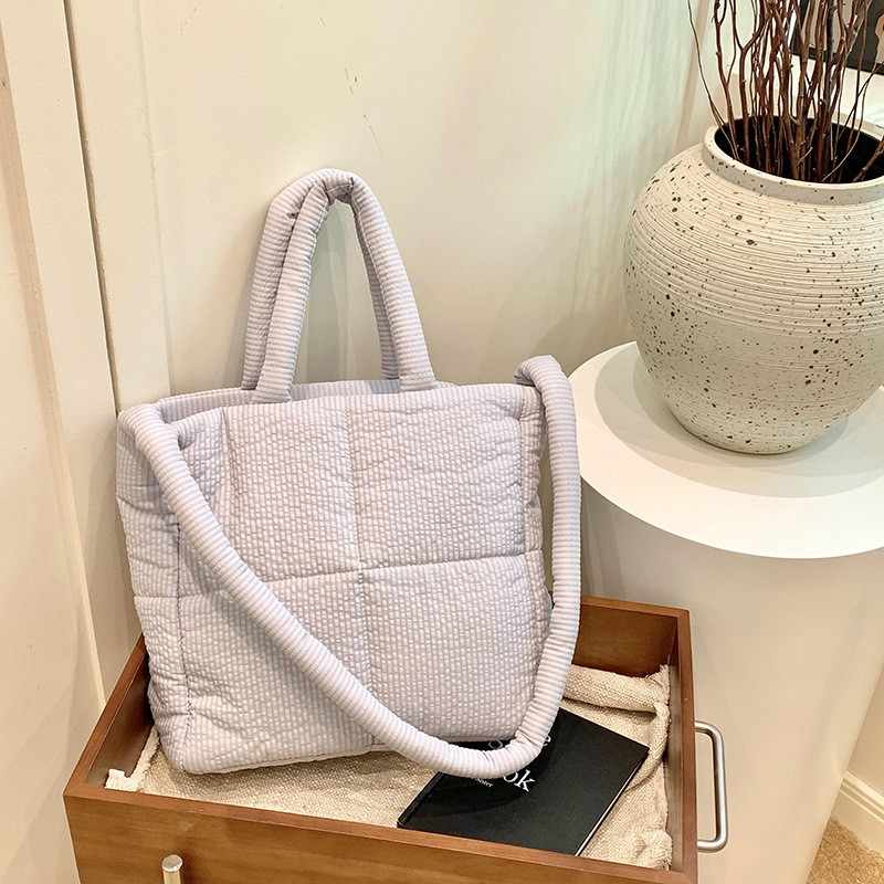 High quality texture tote bag nylon cotton bag large capacity shoulder messenger bag soft plaid handbag down bag_voghion.com