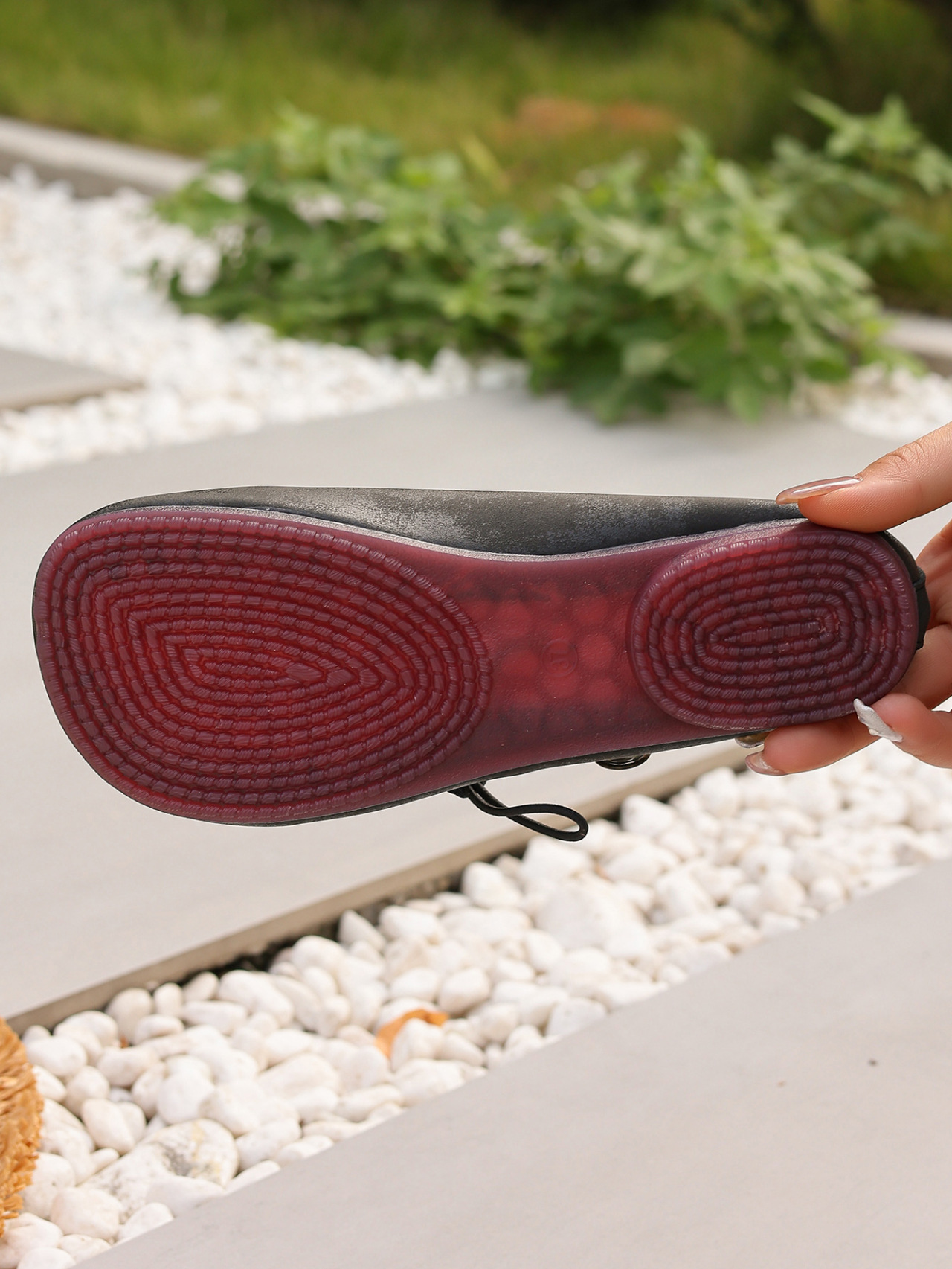 Women's Plus Size Comfortable Slip On Shoes Hollowed Out Soft Soled Flat Retro Loafers Autumn New Style Size 43_vogvips.com