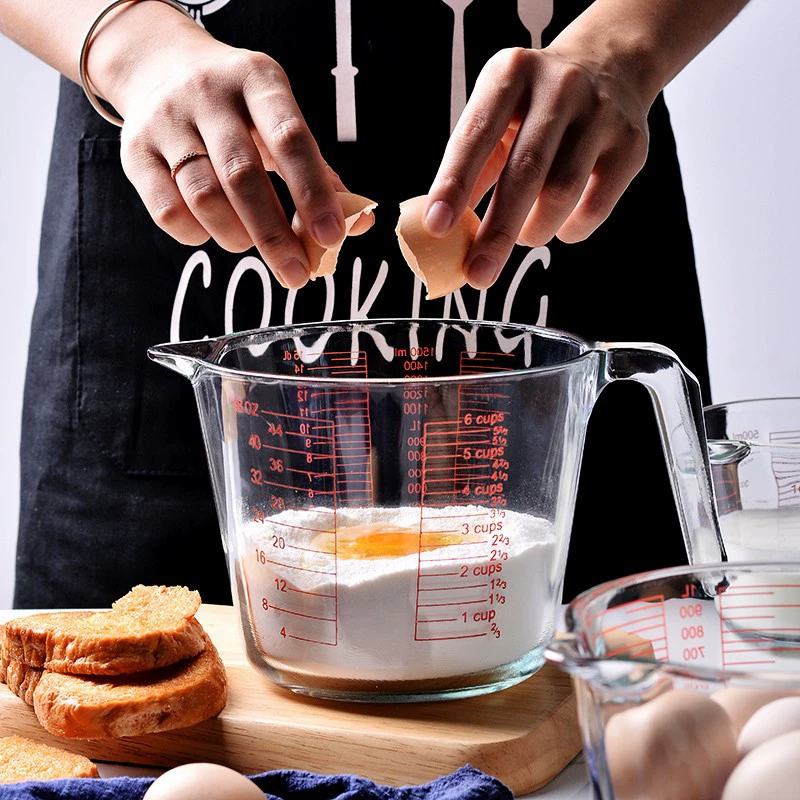Стеклянный мерный стакан со шкалой, чашка для взбивания яиц, кухонная термостойкая чашка для выпечки, бытовая пищевая мерная чашка большой емкости