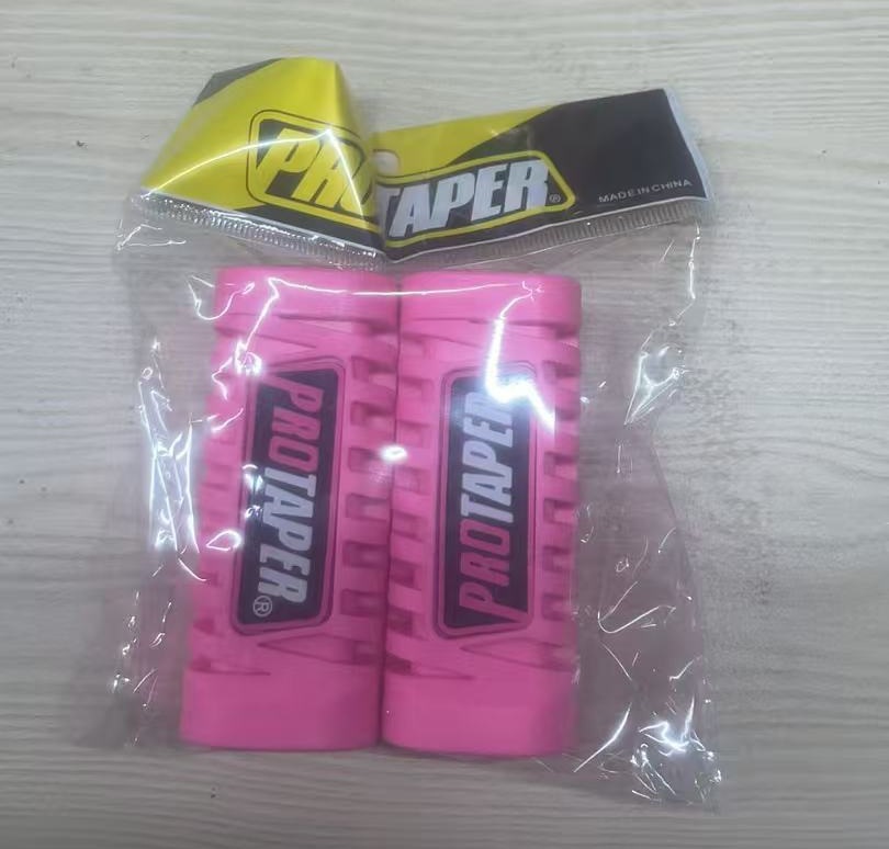 Accesorios de modificación de motocicleta BAJAJ Wuyang pedal WY pedal de piel de goma de resina cubierta de goma delantera pedal antideslizante delantero