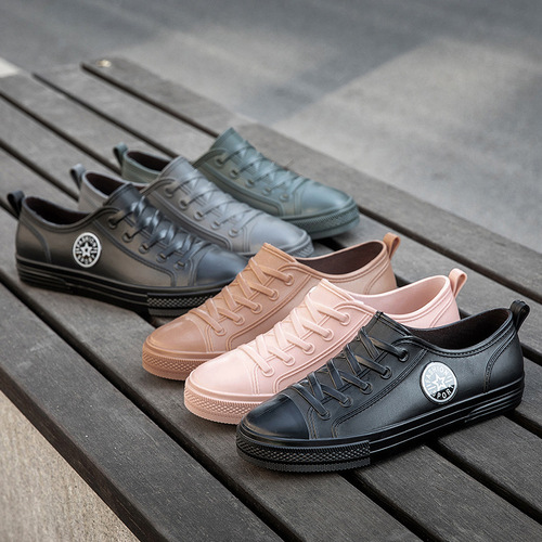 Couples Waterproof Rain Boots with Fleece Warmth, Lightweight Non-slip Fashion Japanese Low-top Water Shoes for Women and Youth