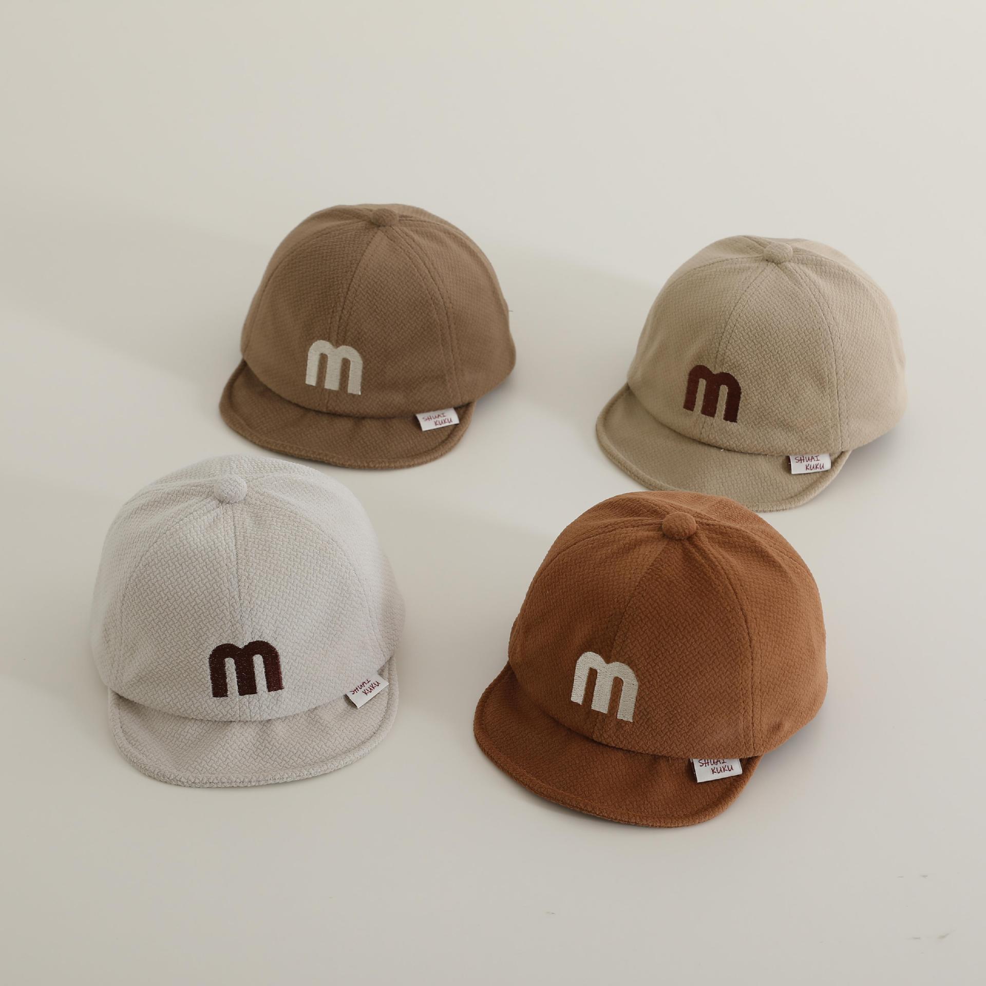 Sombrero para bebés primavera y otoño japonés Harajuku estilo sombrero para bebés letras bordadas corta gorra de béisbol para bebés