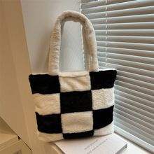 �¿�С��insͬ��q�����Ẇ�së����С�����ļ��ٴ�С���ڰ׸�