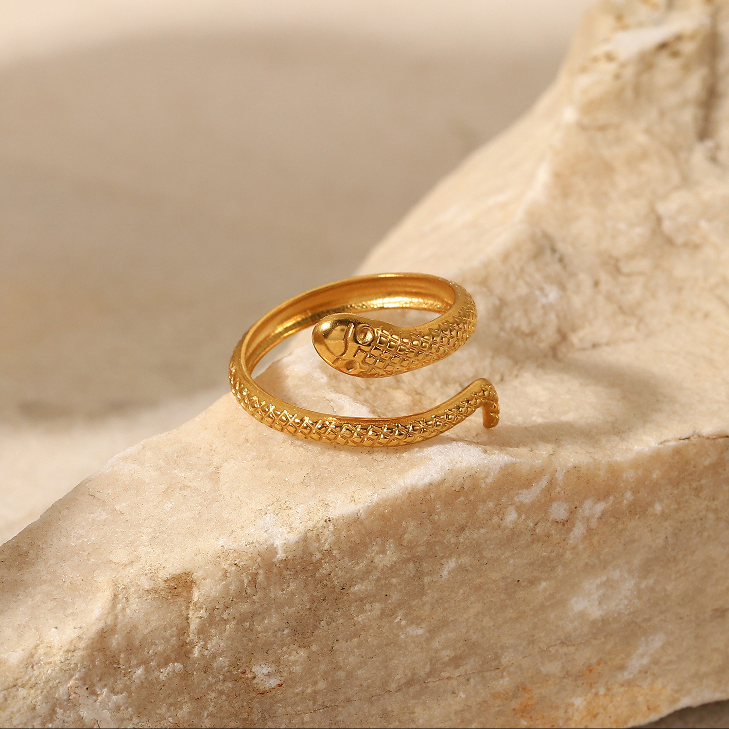 Fashion Simple 18K Gold Stainless Steel Snake Geometric Open Ringpicture3