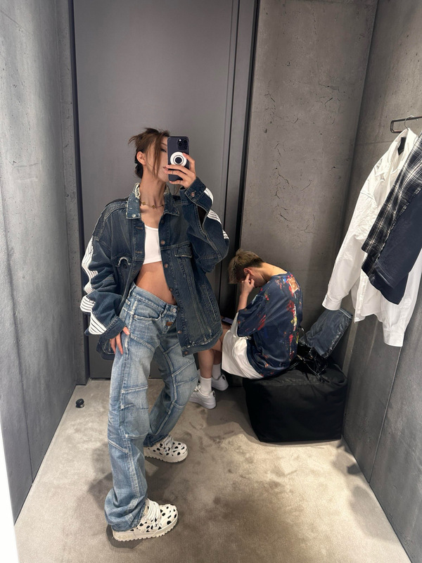 巴黎正确版B家SPORTS半环刺绣多条杠B潮牌高版本男女牛仔夹克外套|undefined