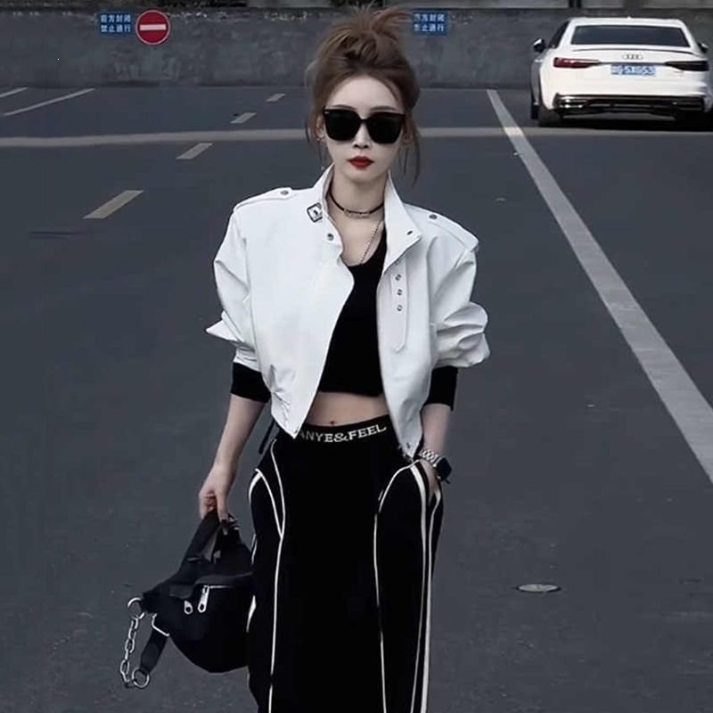网红同款辣妹酷飒卡扣系带冲锋衣外套女春秋季新款小众炸街短夹克