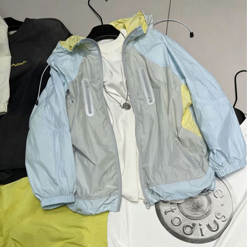 Boys' Summer Loose-Fitting Lightweight Zip-Up Stylish Sun Protection Jacket 2026 New Model for Toddlers and Kids, Cool and Stylish Color-Blocked Hooded Coat Boys' Summer Loose-Fitting Lightweight Zip-Up Stylish Sun Protection Jacket 2026 New Model for Toddlers and Kids, Cool and Stylish Color-Blocked Hooded Coat