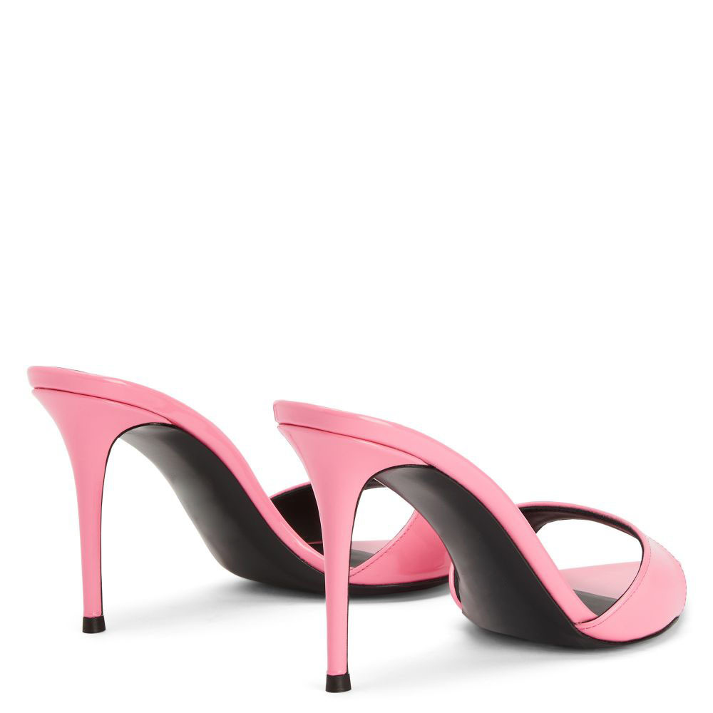 heel sandals